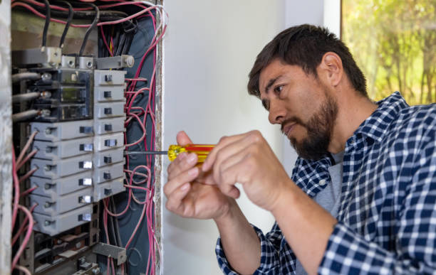 Best Licensed Electrician  in Bon Aqua Junction, TN